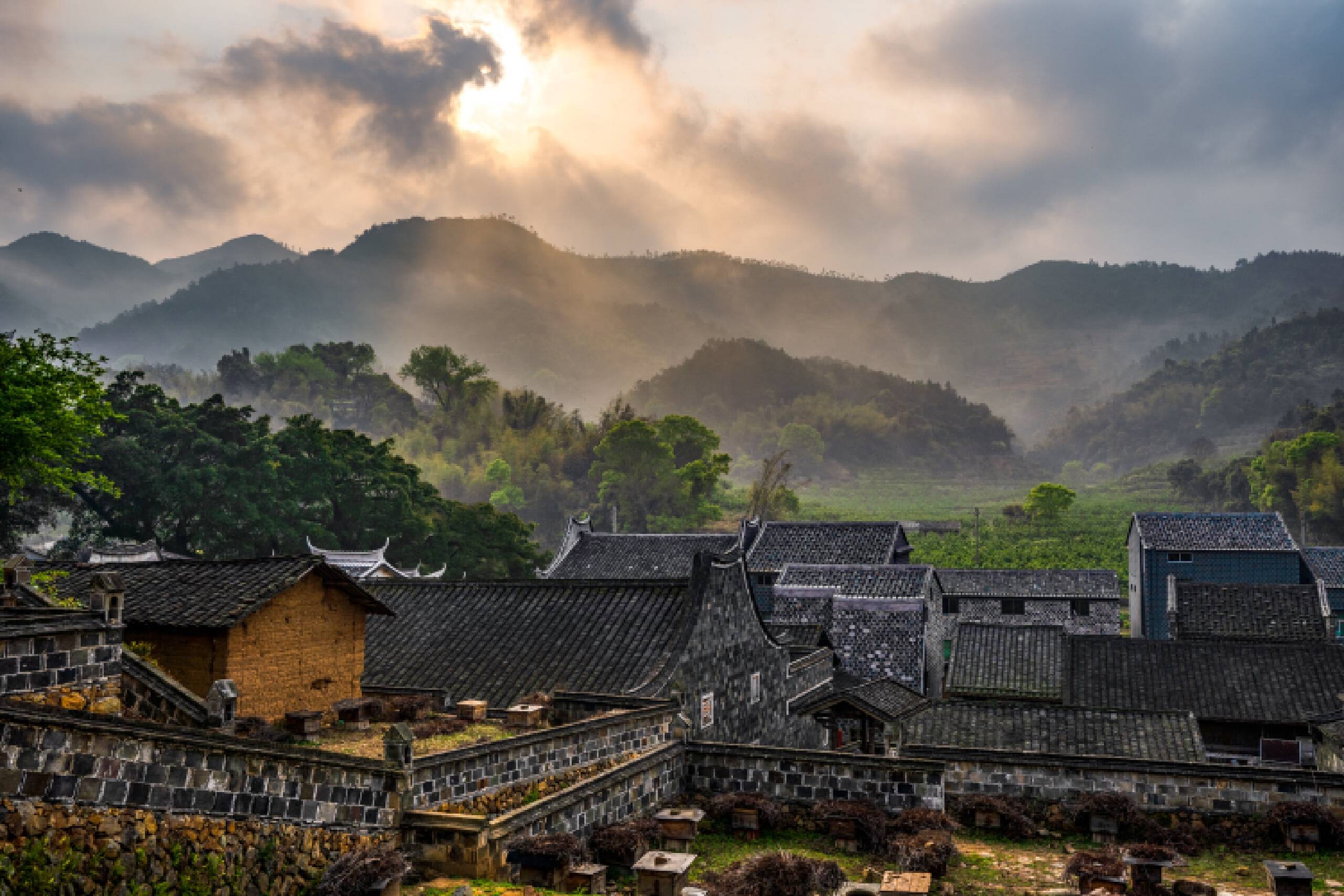 原本平凡的一个夏天里,我遇见了江绿竹翠的阳朔——兴坪古镇!_木桩_岁
