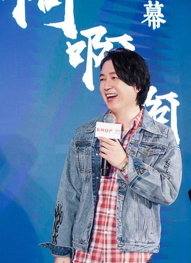 潘粤明又胖了,这次胖的脖子都没了_演技_活力_颜色