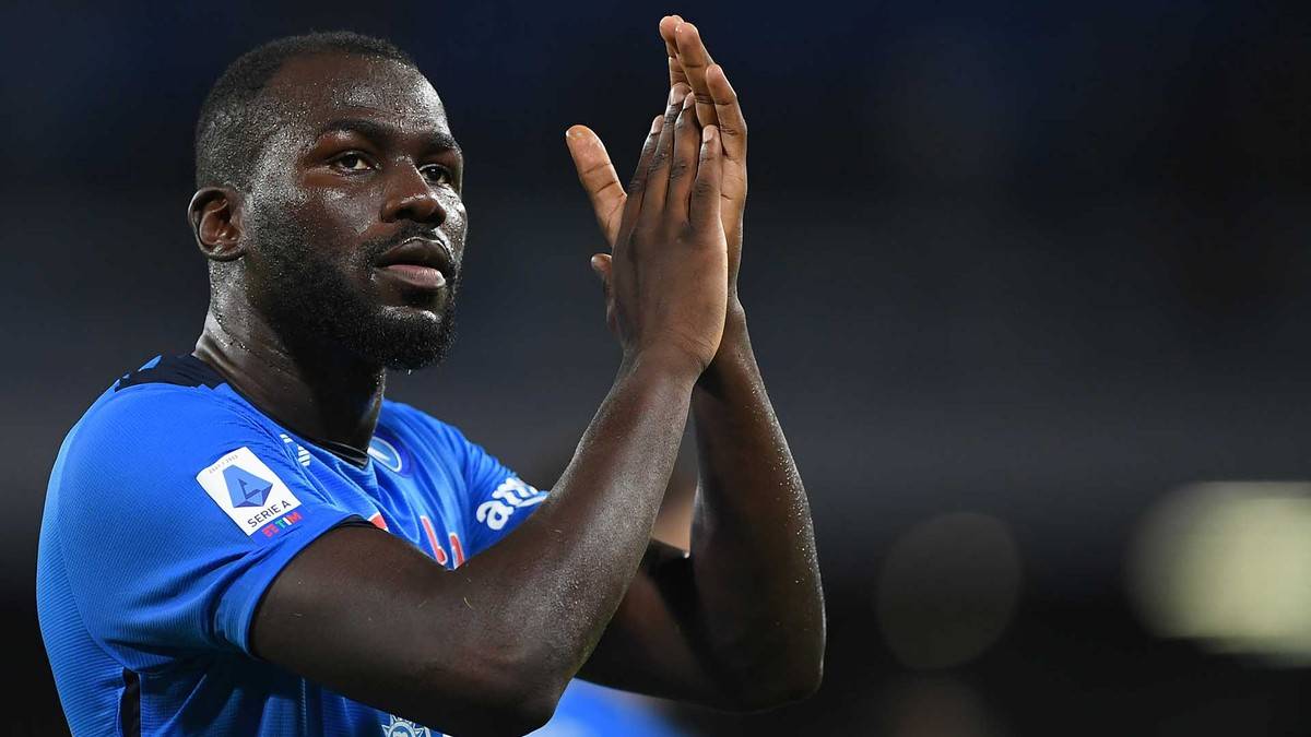 迟来的加盟,曾被列强豪门所追捧,接替吕迪格的卡利杜·库利巴利_中后