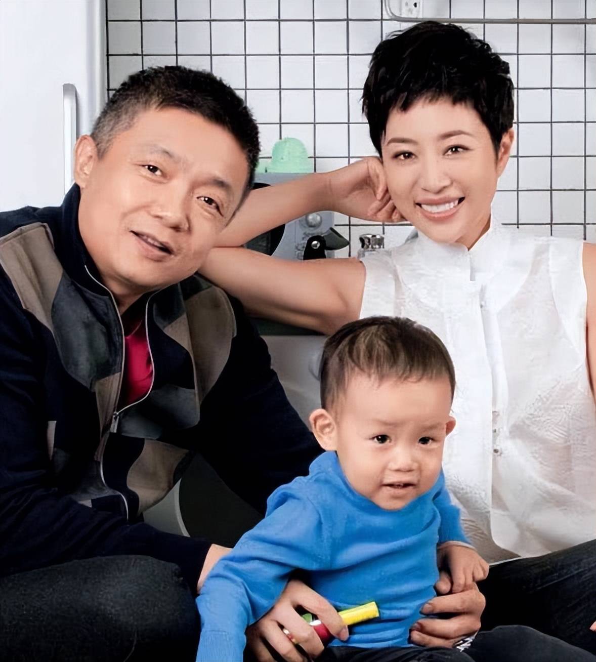 对扈耀之来说,一旦她单身,她就没有什么可害怕的了.