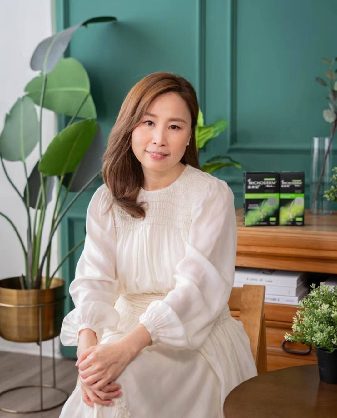 原创期待香港知名女星以新形象复出曾传嫁富商还未结婚享受单身