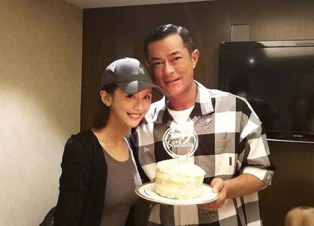 这位女星名叫陈静,其实就是古天乐演艺公司旗下的艺人,大家也都知道