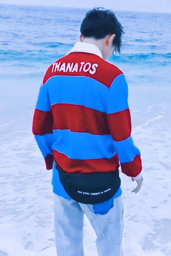 王俊凯与蓝色海美翻了