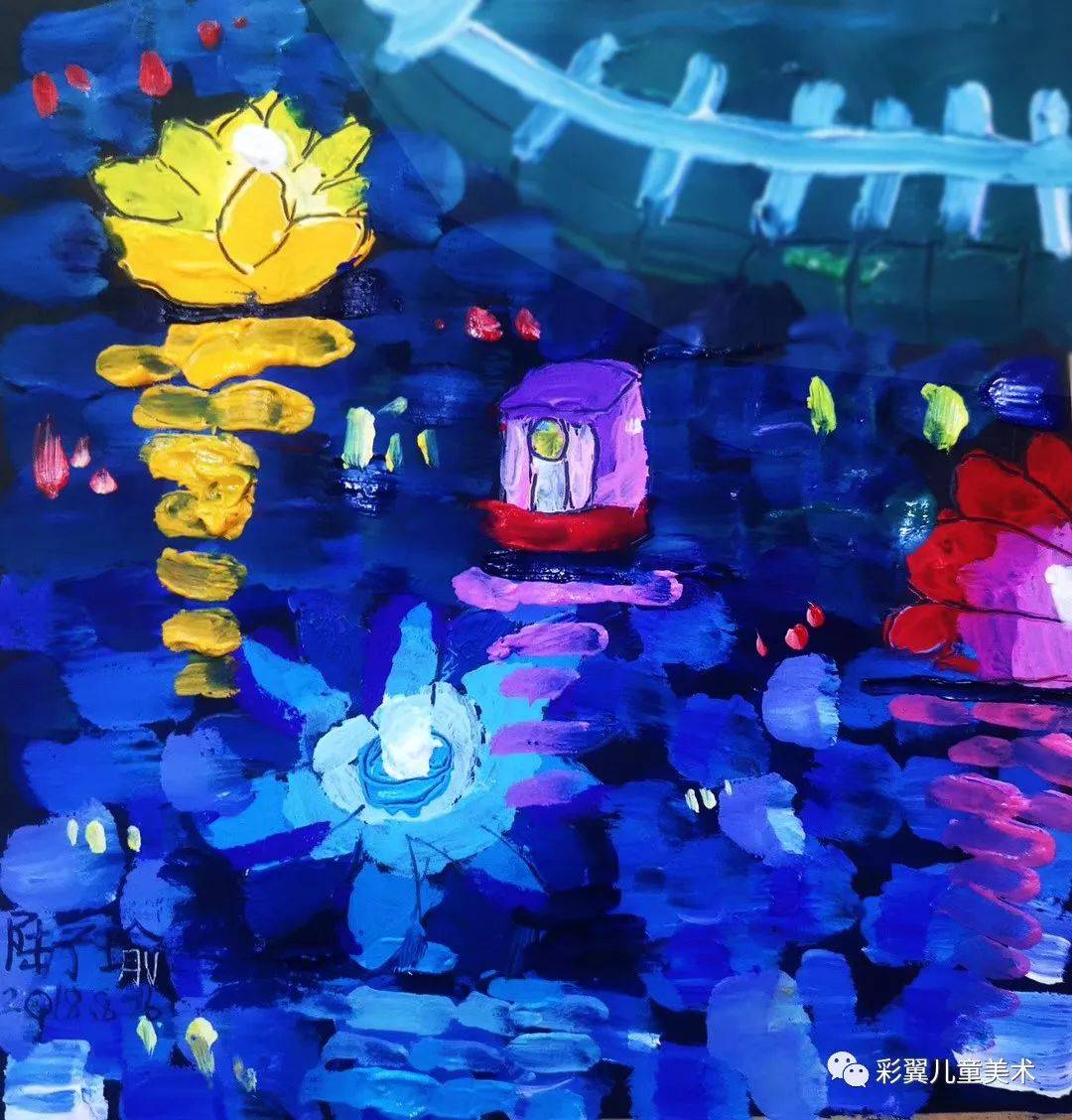 《处暑放河灯》处暑放河灯(也称荷灯)是华夏民族传统习俗,有对故人