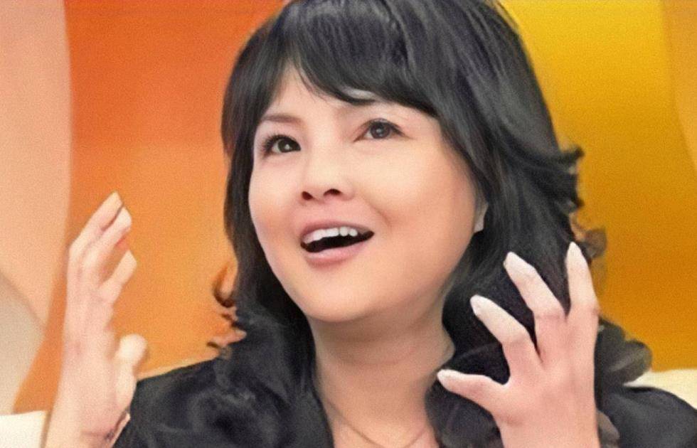苦命童星纪宝如:13岁被奶奶注射抑制生长剂,嫁的丈夫还不老实