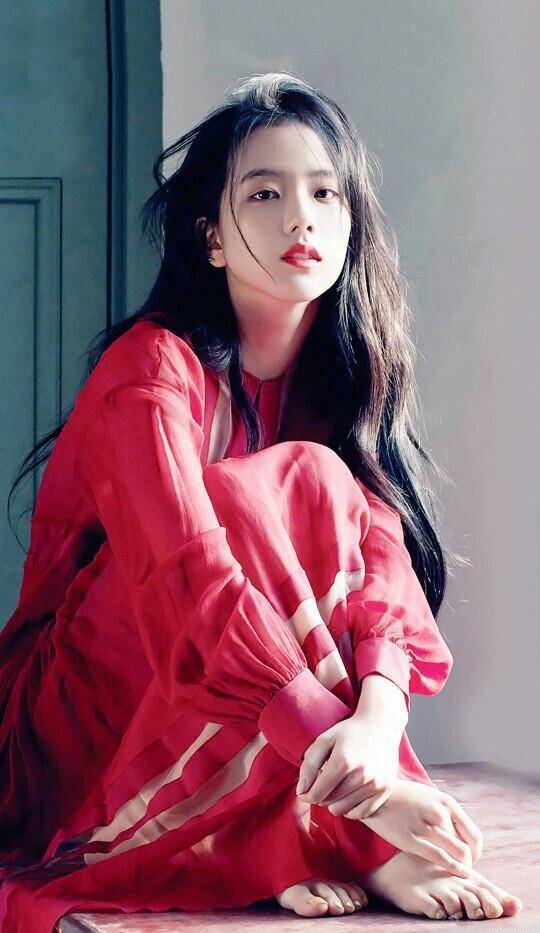blackpink金智秀亲口承认,自己今年将solo,演戏和唱歌两不耽误_人家