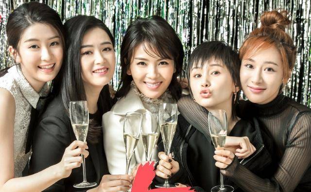 邱莹莹x樊胜美同框杨紫蒋欣同框录节目爷青回场面好经典