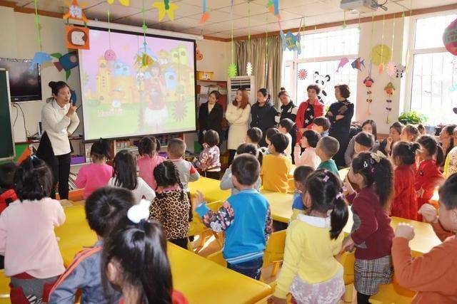 从教十年,幼师妈妈表示不让自己孩子上幼儿园,原因值得家长深思(转) 从教十年,幼师妈妈表示不让自己孩子上幼儿园,原因值得家长深思(转)