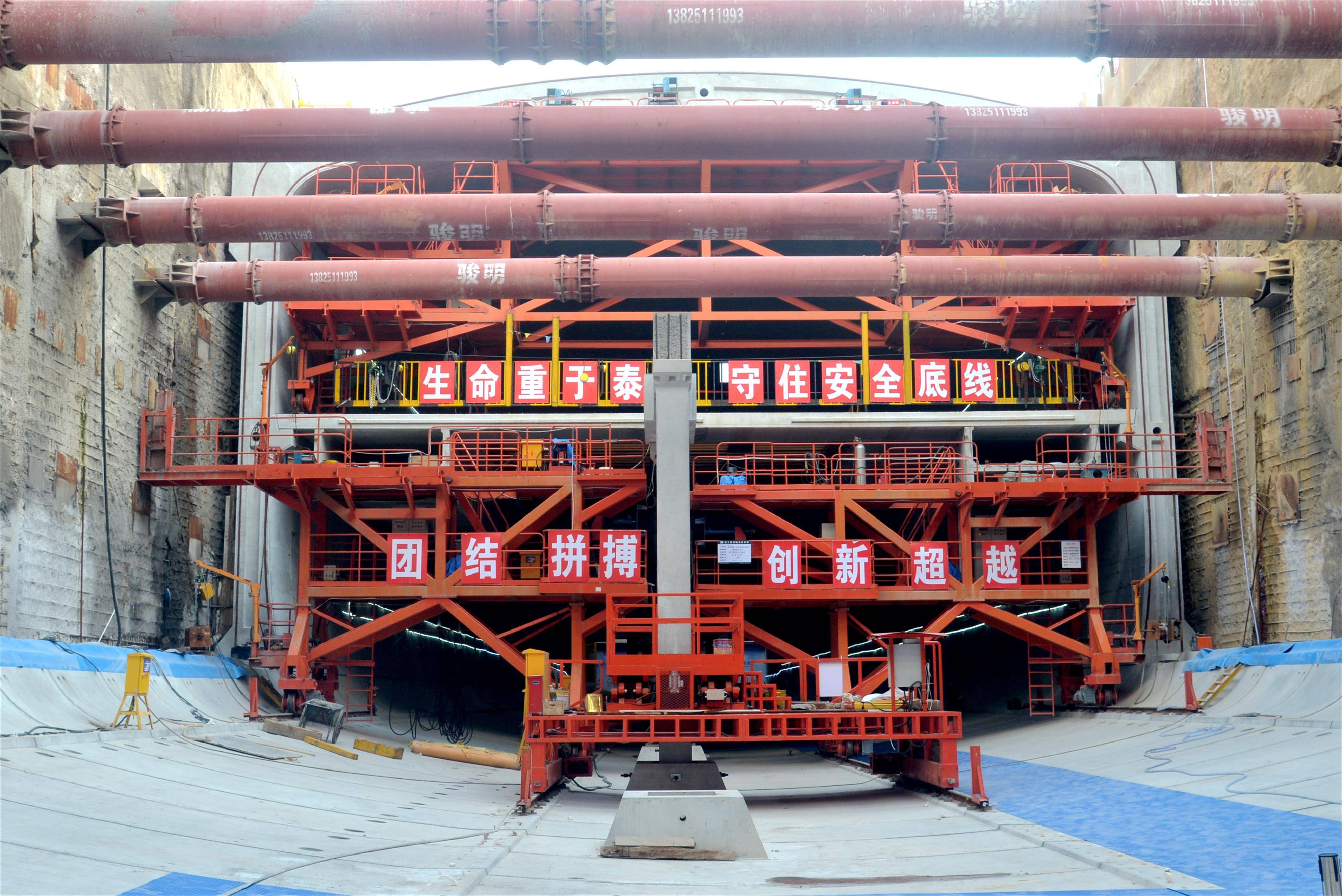 "电建智造"助力深铁建设科技地铁_装配式_车站_施工