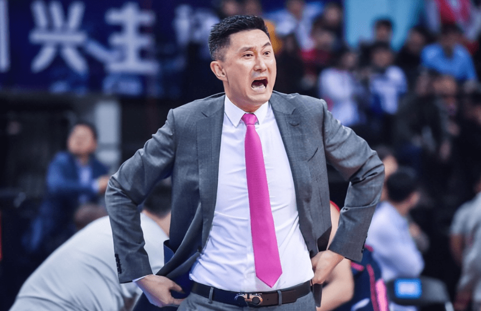 男篮迎来好消息,冠军教头空降球队,欲冲击总冠军_杜锋_伊戈尔_主教练