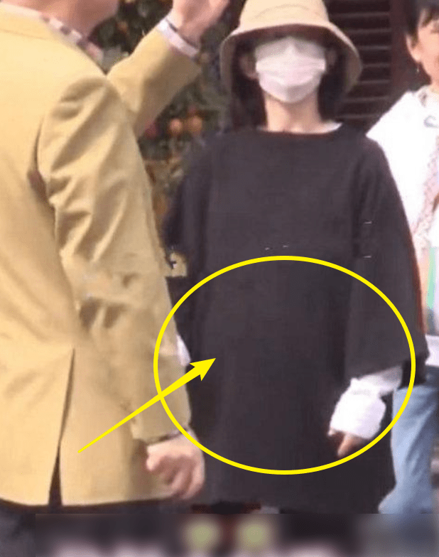 谢娜二胎孕肚首曝光,肚子的形状却成为亮点,疑似又是双胞胎_张杰_状态