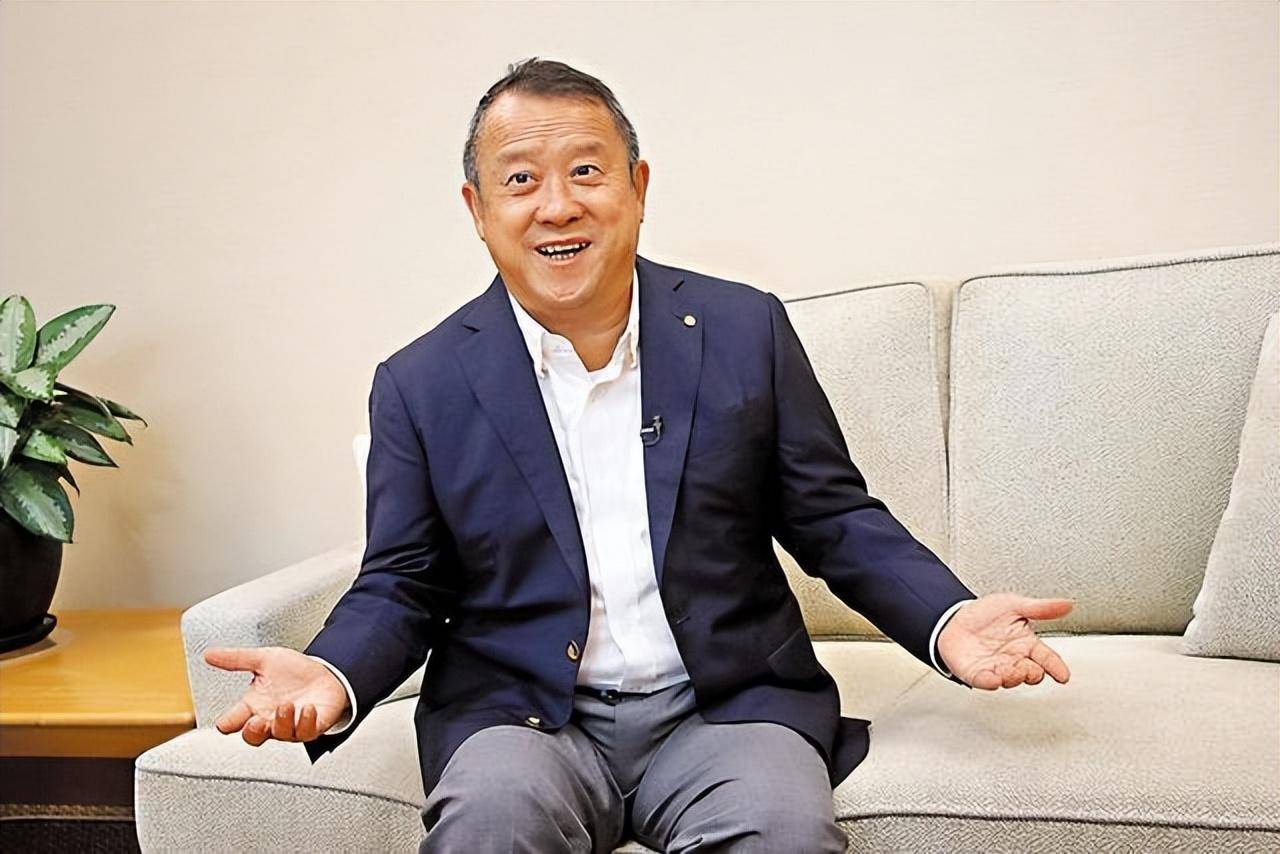 洪家班十大动作演员,成龙未进前三,邹兆龙勉强上榜_钱嘉乐_曹荣_袁彪