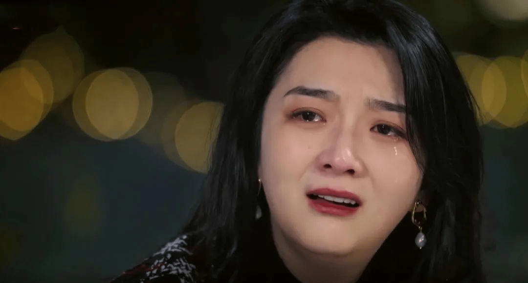 双手拎满购物袋,霸气刷卡十分豪爽_网友_贾斯汀_包后