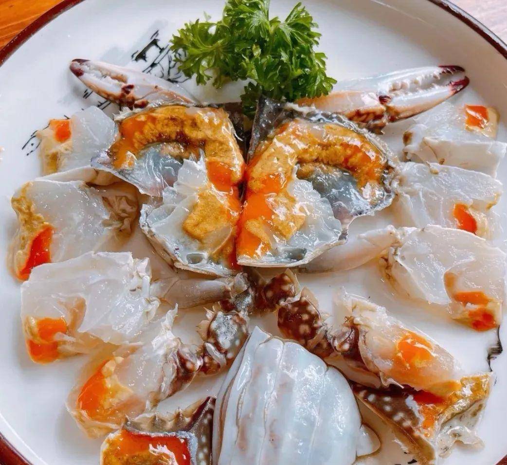 "螃蟹上席百味淡",对于爱吃海鲜的宁波人来说,少了哪道菜都不能少了红
