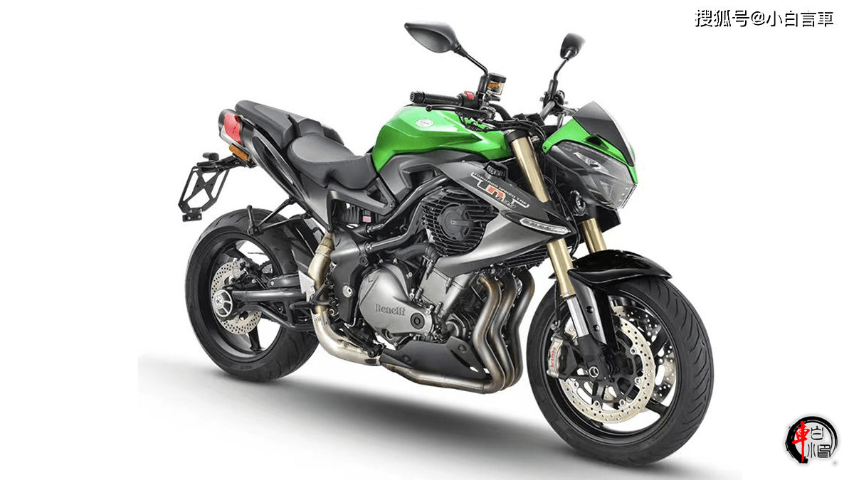 融入了螳螂的造型,极具个性的前脸,饱满有型肌肉感力量感十足的车身