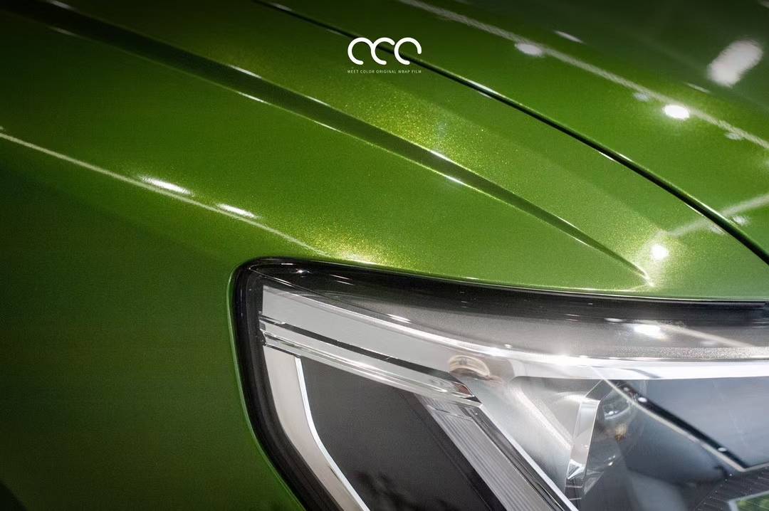 奥迪q3漫彩改色膜pet索诺玛绿典藏版刮起了一股绿色风尚