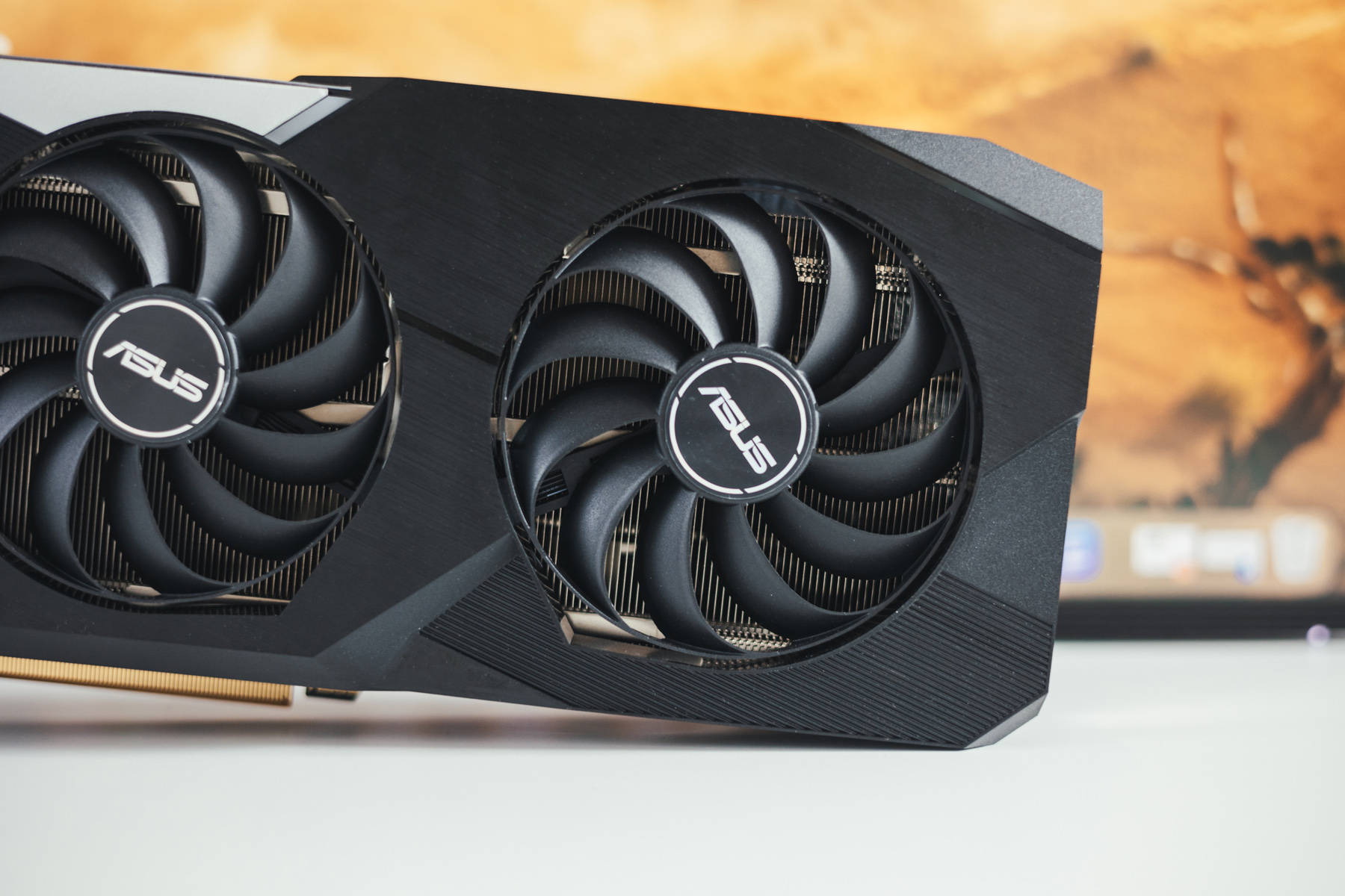 当5800x3d遇见6750xt一套白色系无光颜值游戏主机搭建分享