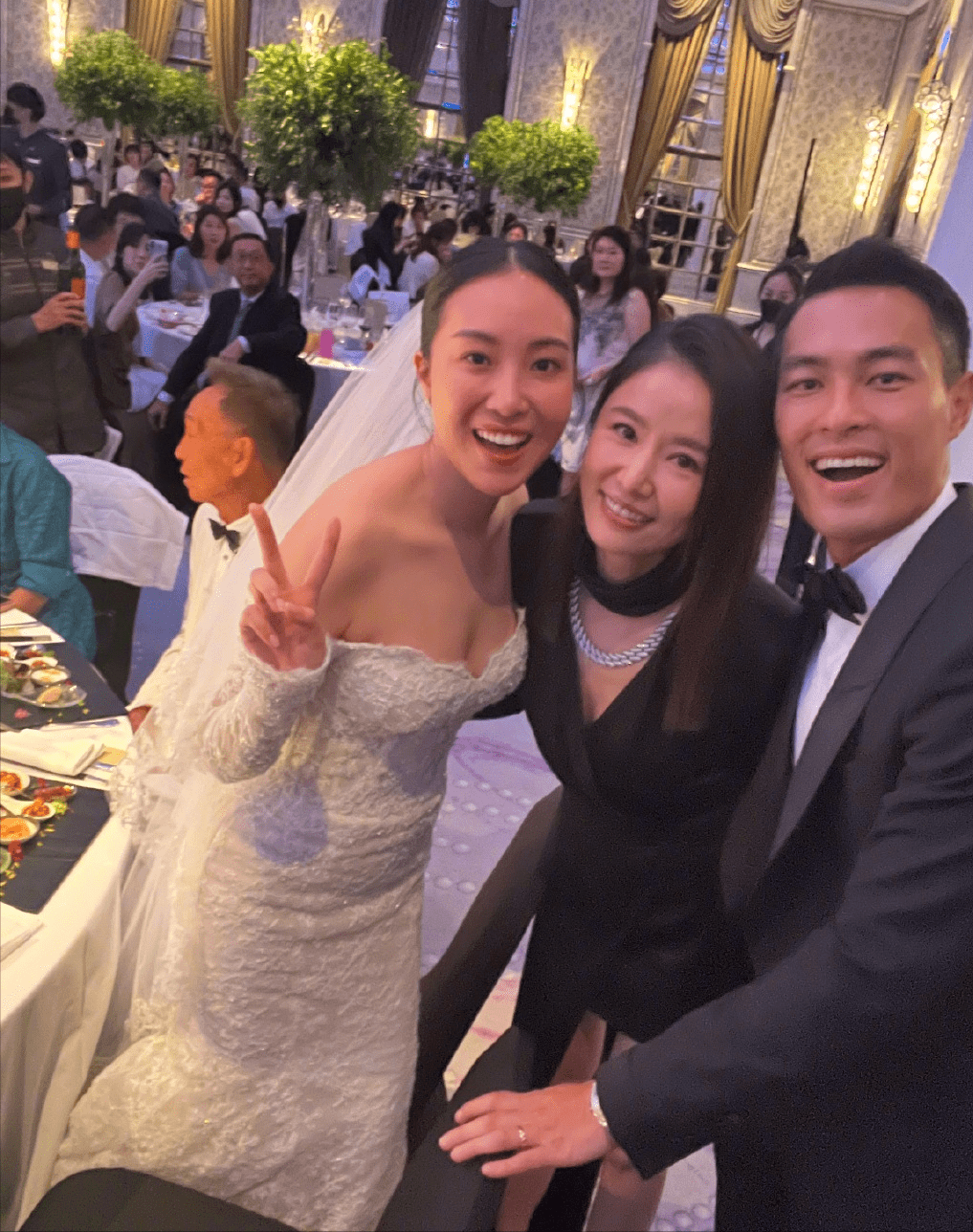 原创杨佑宁与妻子补办婚礼台湾艺人出席一大半林心如贾静雯均在列