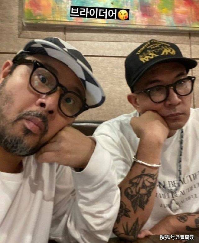 具俊曄高調回台	，裝扮流行時尚跟好友聚會，陪大S渡過情人節聖誕節