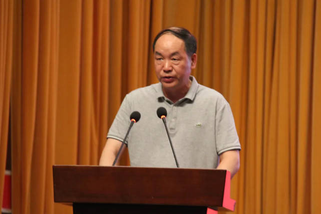江西省人民政府驻北京办事处一级巡视员吴文凯讲话,回顾了江西省驻京