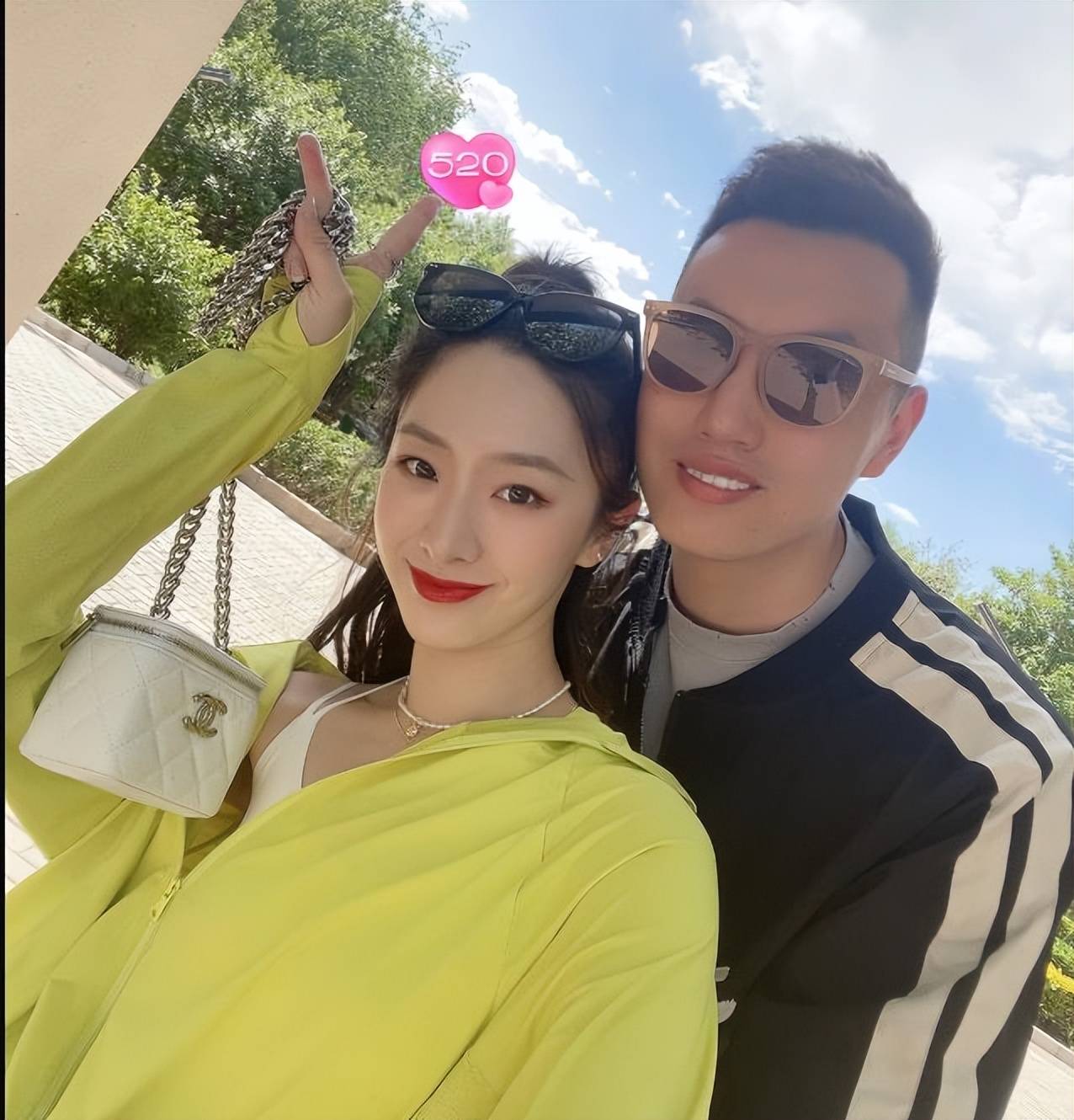 七夕在隔离翟晓川晒娇妻秀恩爱两个女儿太可爱