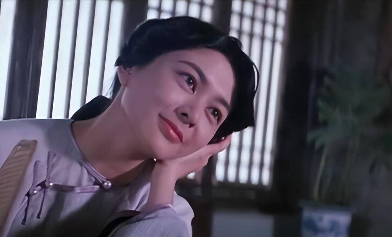 关之琳父亲关山:曾是首位国际影帝,晚年依旧风流,晚景如此凄凉_邵氏