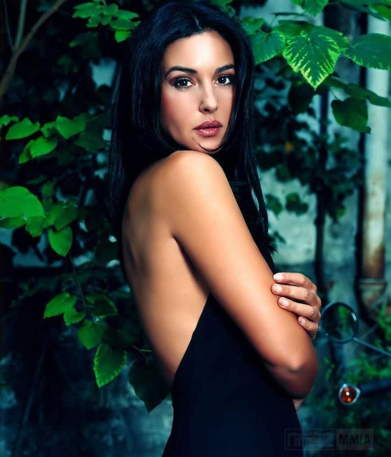 世界公认最美的三位女明星,每一个都让人眼前一亮_罗密·_电影_网络