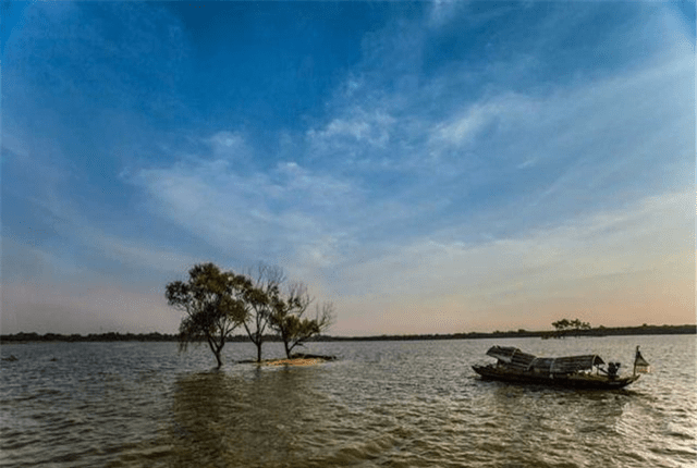 湖南一个被忽略的天然湖泊，是长沙地区最大的湖泊，长8800多米！