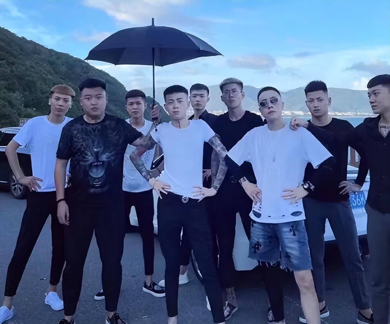 网红宇将军租广场大屏,出租车广告,表白张大凡_ks_小伙_精神