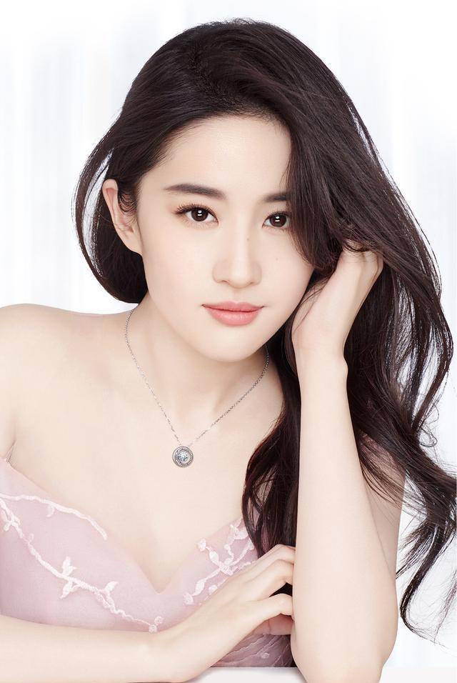 曾经被誉为"校花"的十大美女明星,个个美若天仙_代表作_毕业_称号