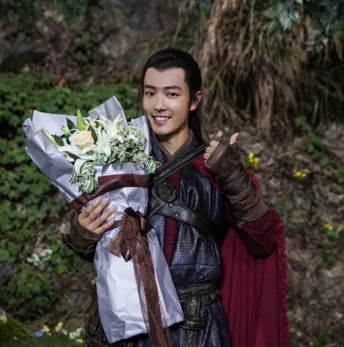 原创肖战斗罗大陆12月开播央视动态让人兴奋离开播不远了