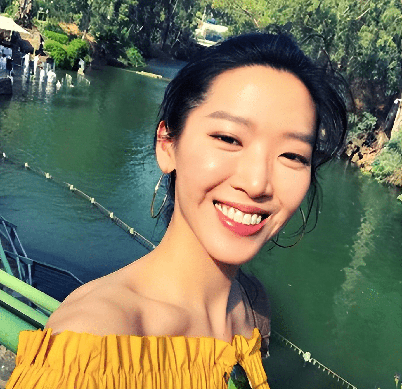 李立群要退休,放心不下的是女儿李元元,曾与美籍黑人恋爱引争议_表演