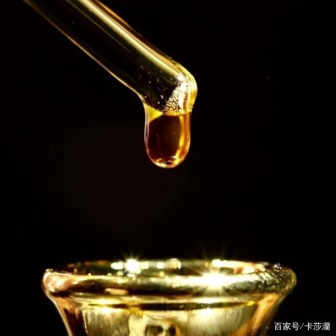 让香水更香的秘密在这儿了,依兰精油竟然还有这些妙用?_ml_头发_肌肤