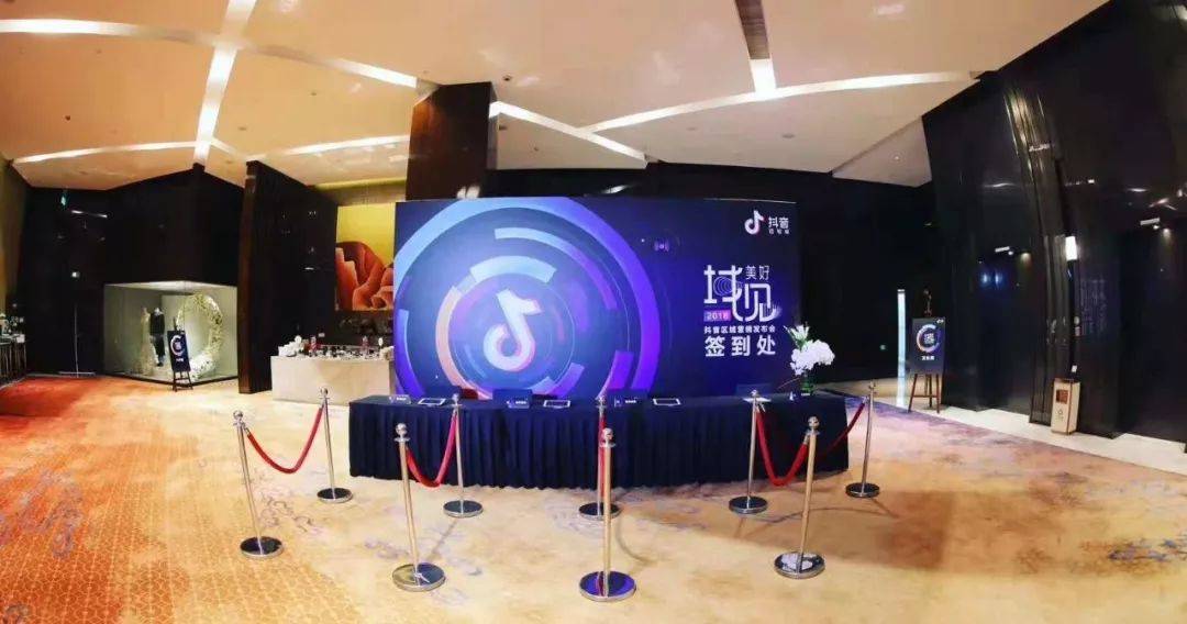 11大背景板样式 活动搭建干货 画面 桁架 写真