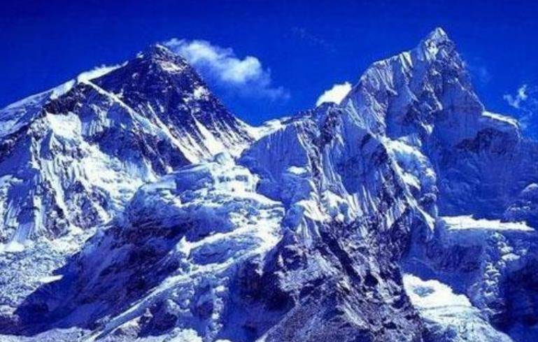 历史上的“今天”：珠穆朗玛峰被英帝国误称百年，谁为其正名？