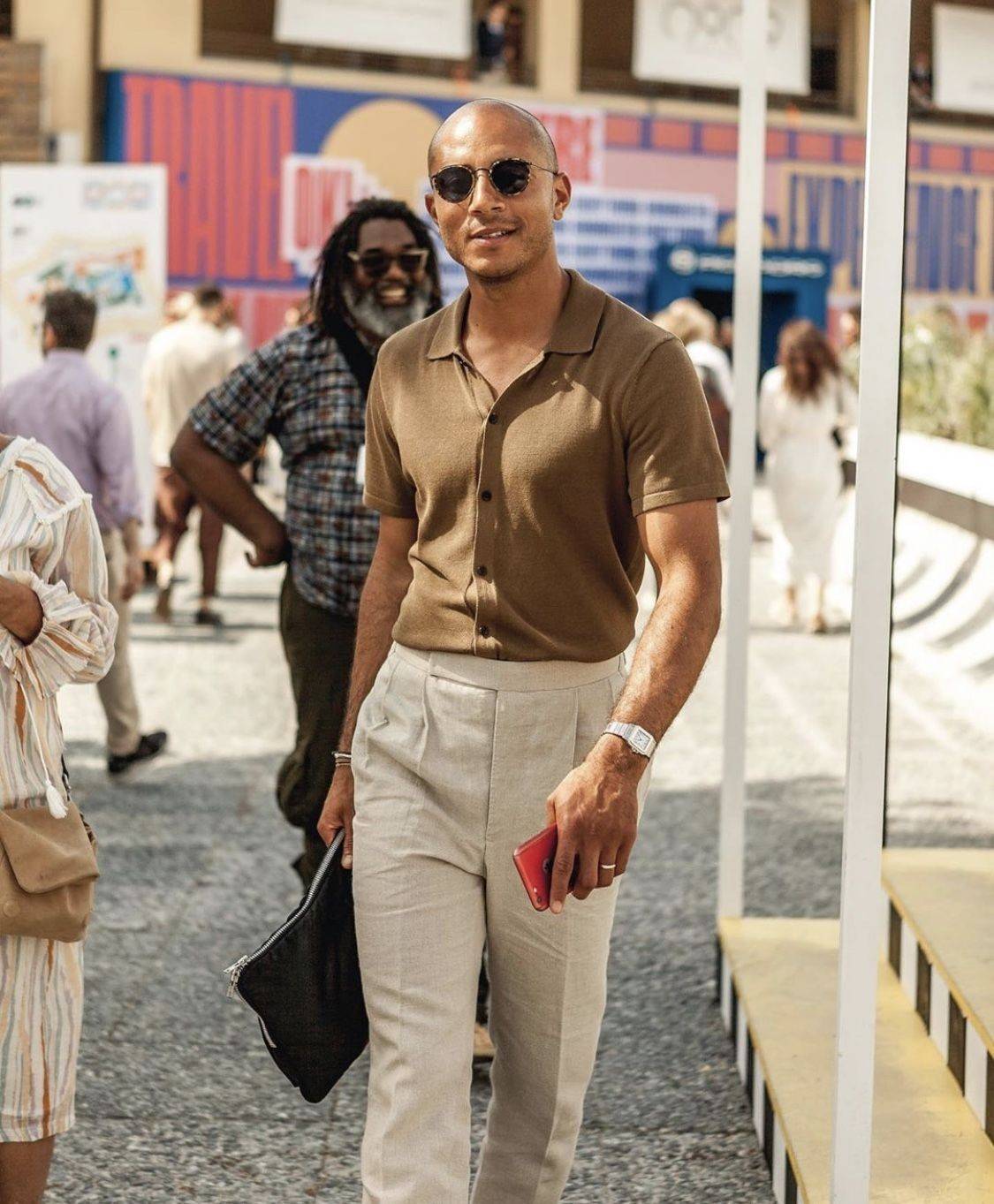 原创有品位的男士衣橱里少不了西裤搭配这3款上衣造型绅士时髦