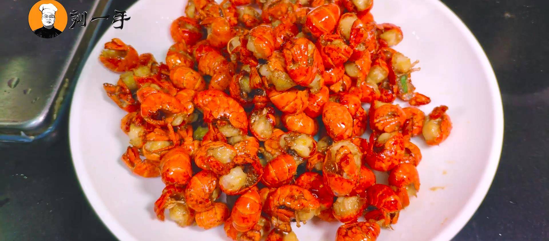 原创秘制龙虾尾手把手教你做一口一个不吐壳吃着那叫一个爽