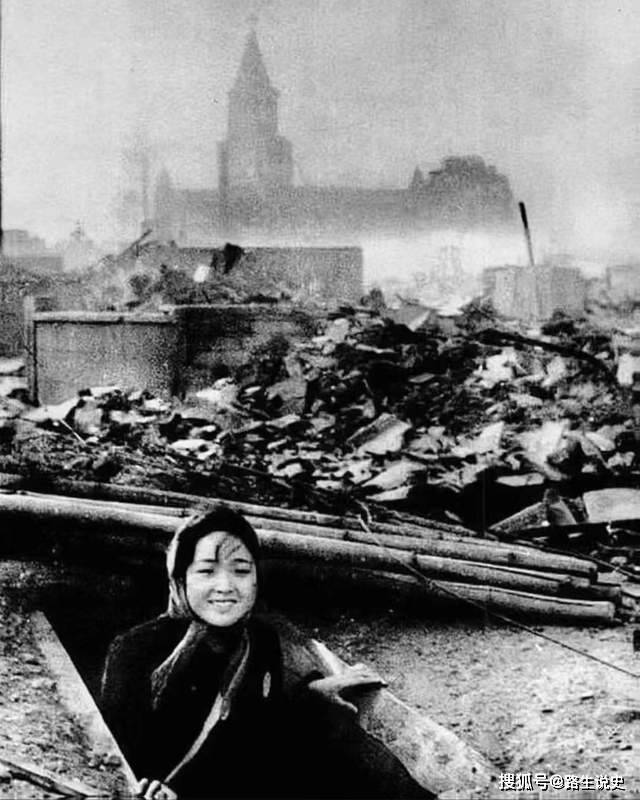 1945年,广岛原子弹爆炸,那个死里逃生的19岁日本女孩后来怎么样了?