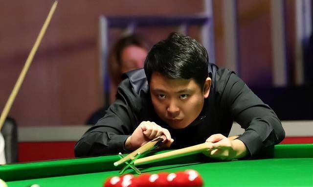 恭喜 中国斯诺克5战全胜 名将4 1淘汰世界冠军 丁俊晖首秀在即 亨德利 对阵 比赛日