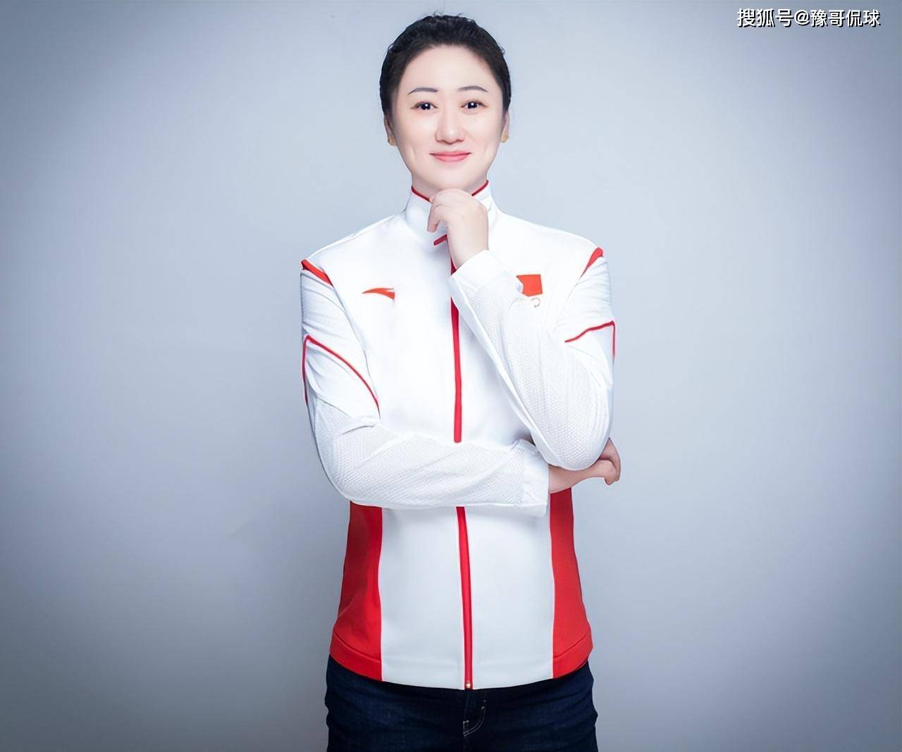 42岁身材发福,五官依然精致,心疼赵蕊蕊_刘亚男_球迷_中国女排