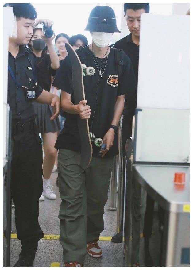 王一博_造型_帅多