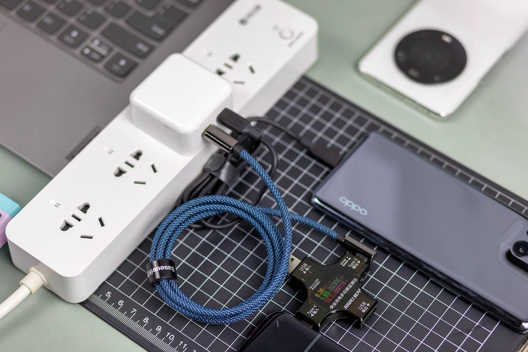 素乐35W氮化镓双C充电器,轻量化设计,又一款苹果平替好产品