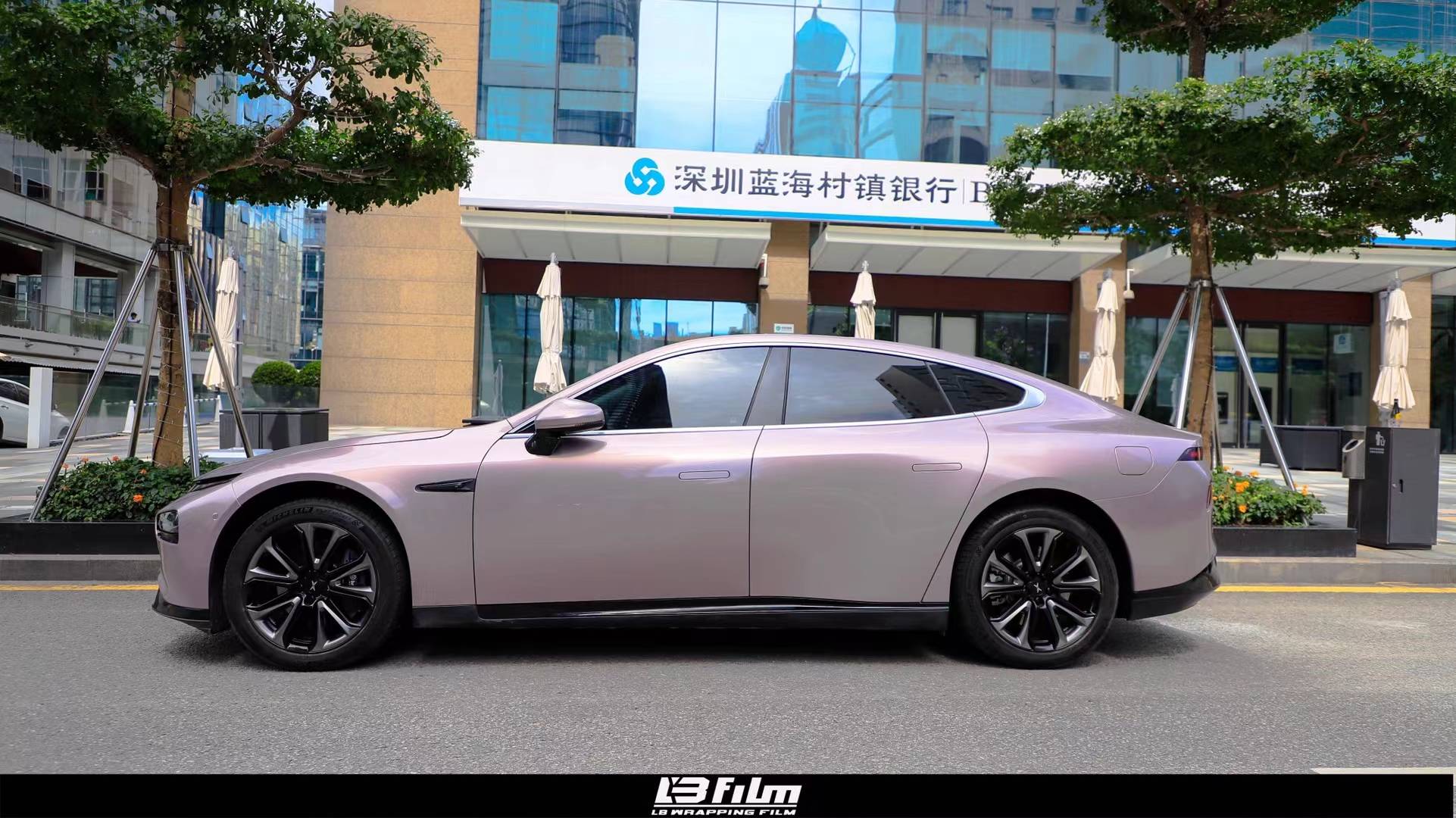 小鹏p7-lbfilm改色膜原厂漆冰莓粉,千万少女着迷的"冰莓粉"_-frozen