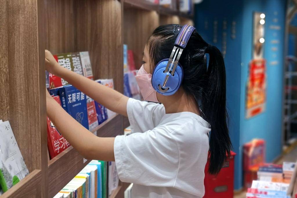 自由组合、官方煲机，魔尼悉比Rainbow模块化耳机开箱体验