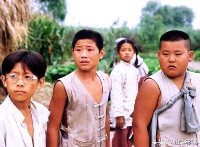 "嘎子"谢孟伟一家三口同框,23岁娇妻颜值高,儿子也是明星范_妻子_影视