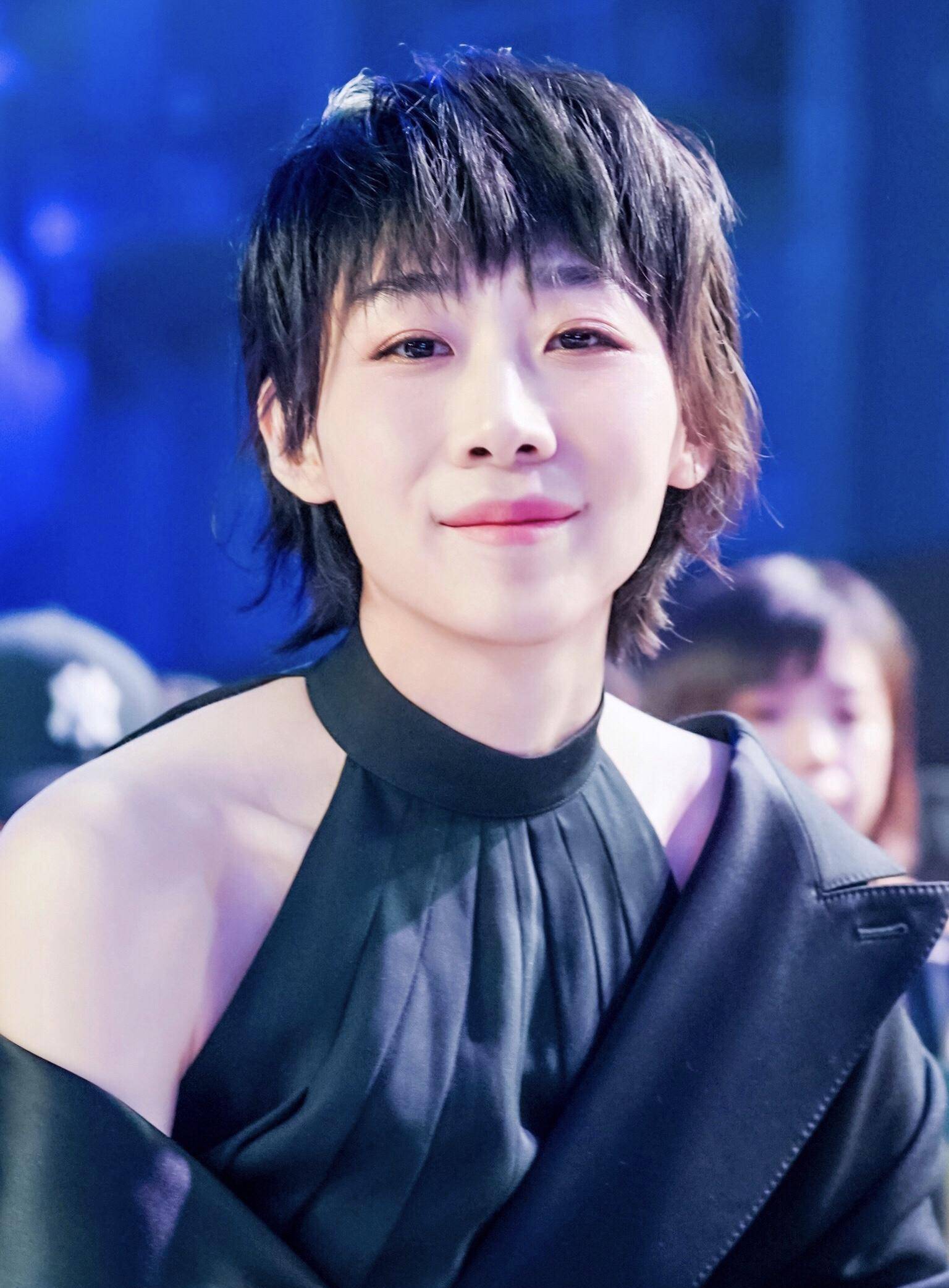 "免检演员"任素汐:父亲早逝母亲再婚,她分手后依然向往爱情_女儿_一诺