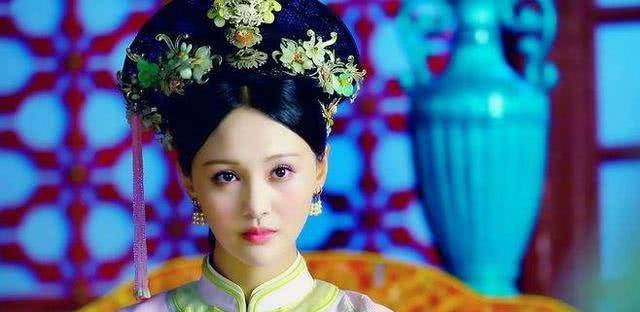 “皇后”她是清朝最有心计的皇后，被康熙称为良配，死后孝庄亲自祭奠！