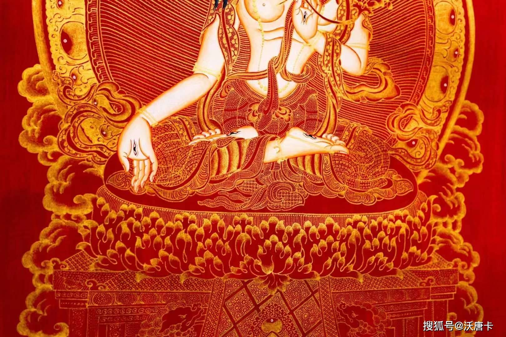 接下来请朋友们欣赏一组编号为138-170189的白度母唐卡:其中上生印相