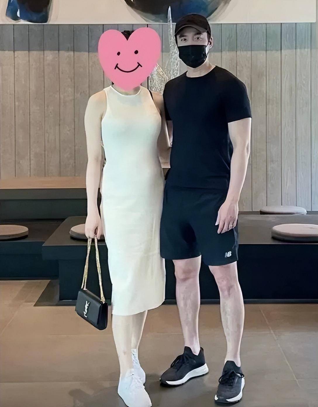 阿娇前夫赖弘国官宣当爸喜讯,晒与儿子握手照并甜蜜表白爱妻_郭虹