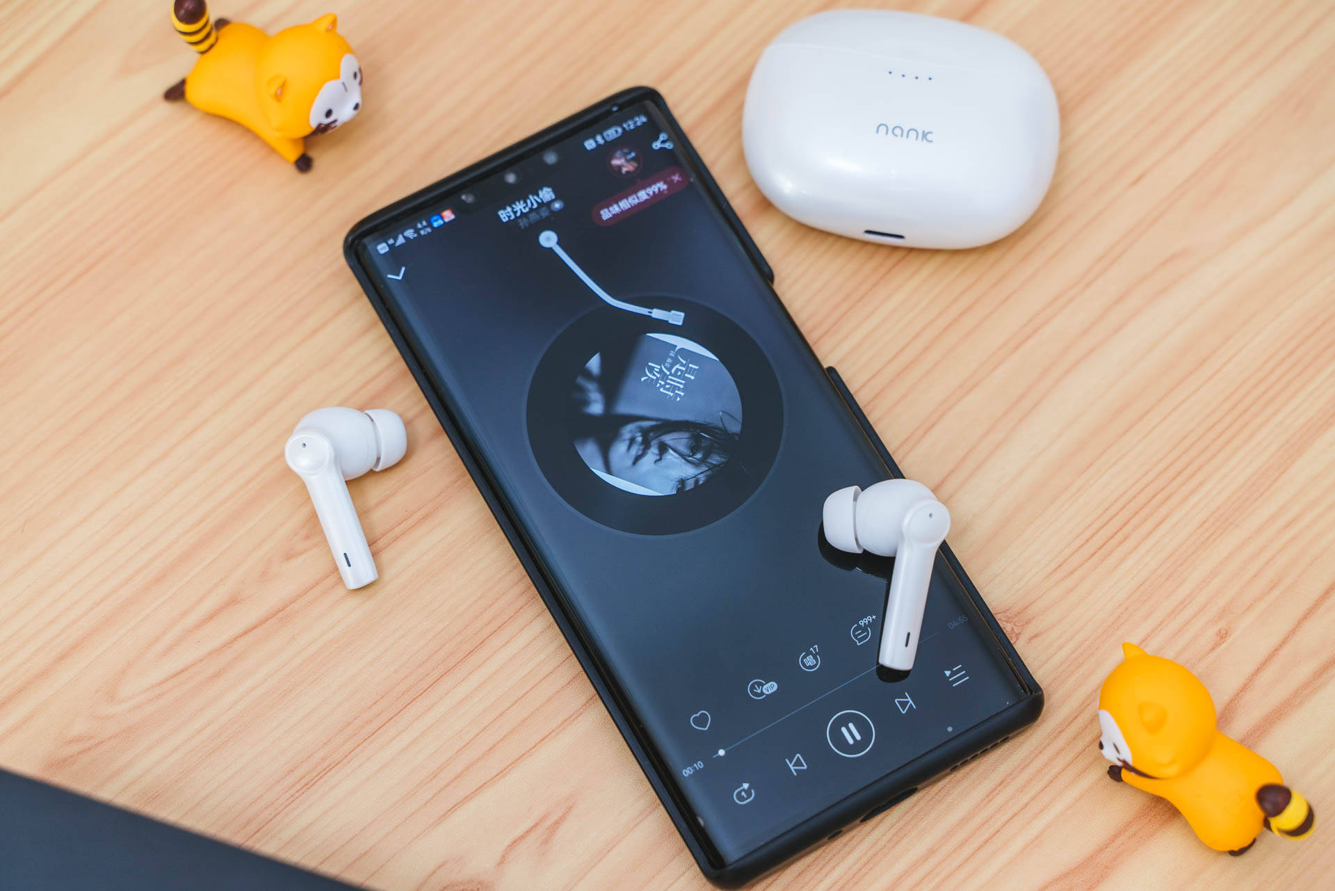 哪款蓝牙耳机适合学生党？开学季值得买的蓝牙耳机推荐